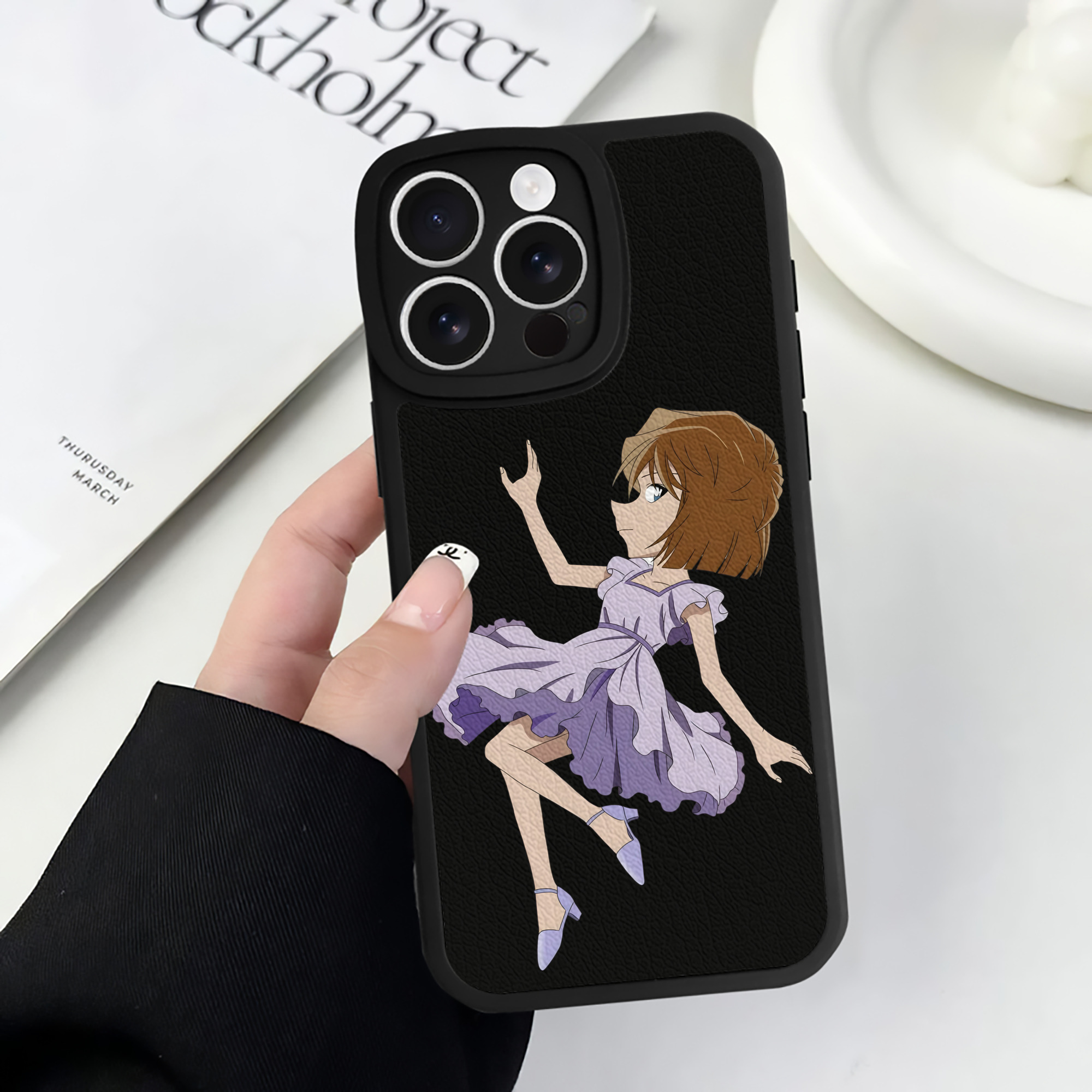 （画像用） 名探偵コナン 灰原 哀 はいばら あい Detective Conan Anita Hailey、Vi Graythorn Haibara Ai 【iPhone 16シリーズ対応】シリコンスマホケース（レザー調） 材質：シリコン